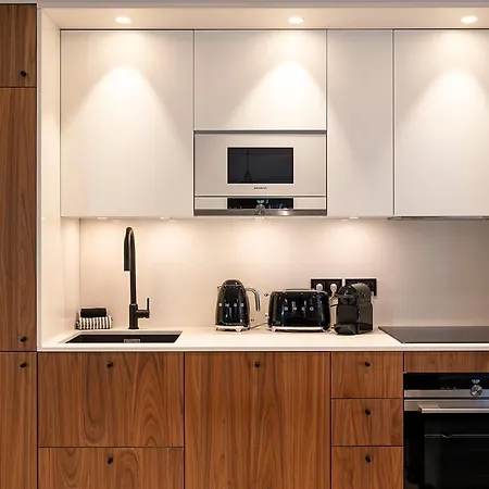 Casita 1 - Avec Terrasse Et Parking - Place Des Lices * סן טרופז