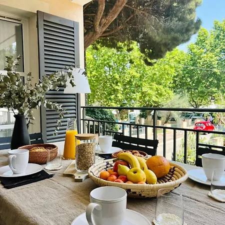 Casita 1 - Avec Terrasse Et Parking - Place Des Lices דירה