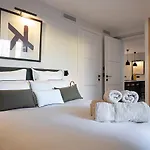Casita 1 - Avec Terrasse Et Parking - Place Des Lices Appartamento *