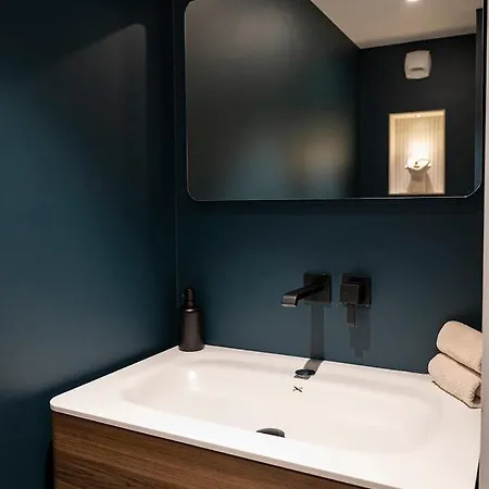 Kersell - De Standing Neuf Place Des Lices سان تروبيه